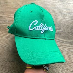 Vintage, kelly green ‘California’ baseball hat